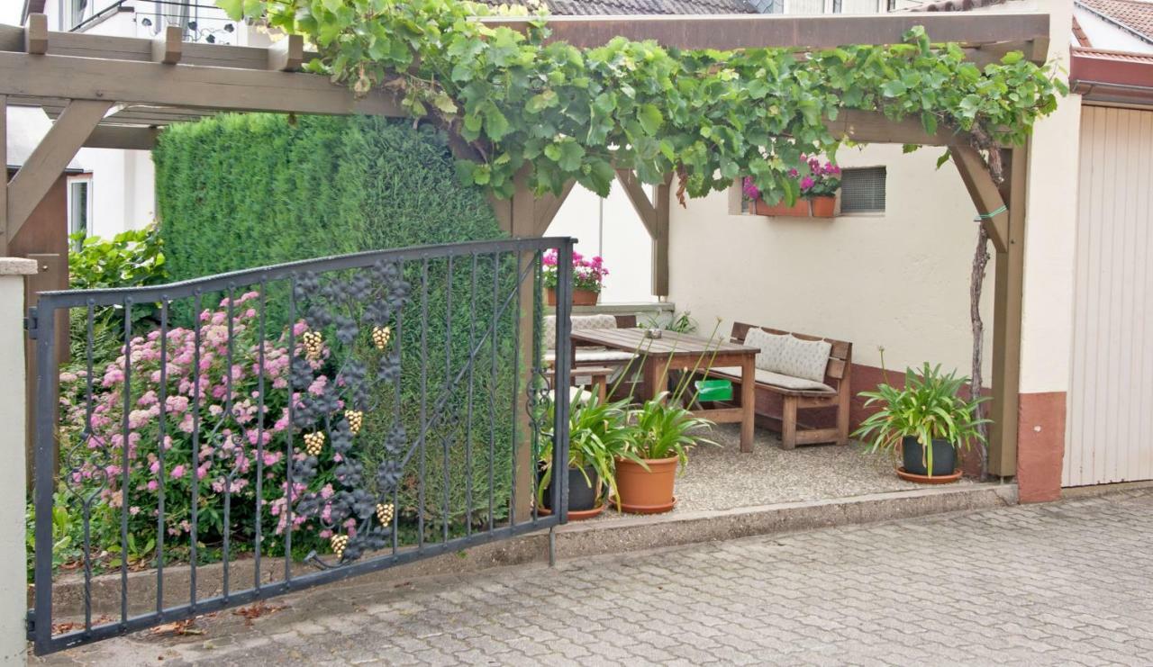 Ferienwohnungen Anneliese Neustadt an der Weinstraße 외부 사진